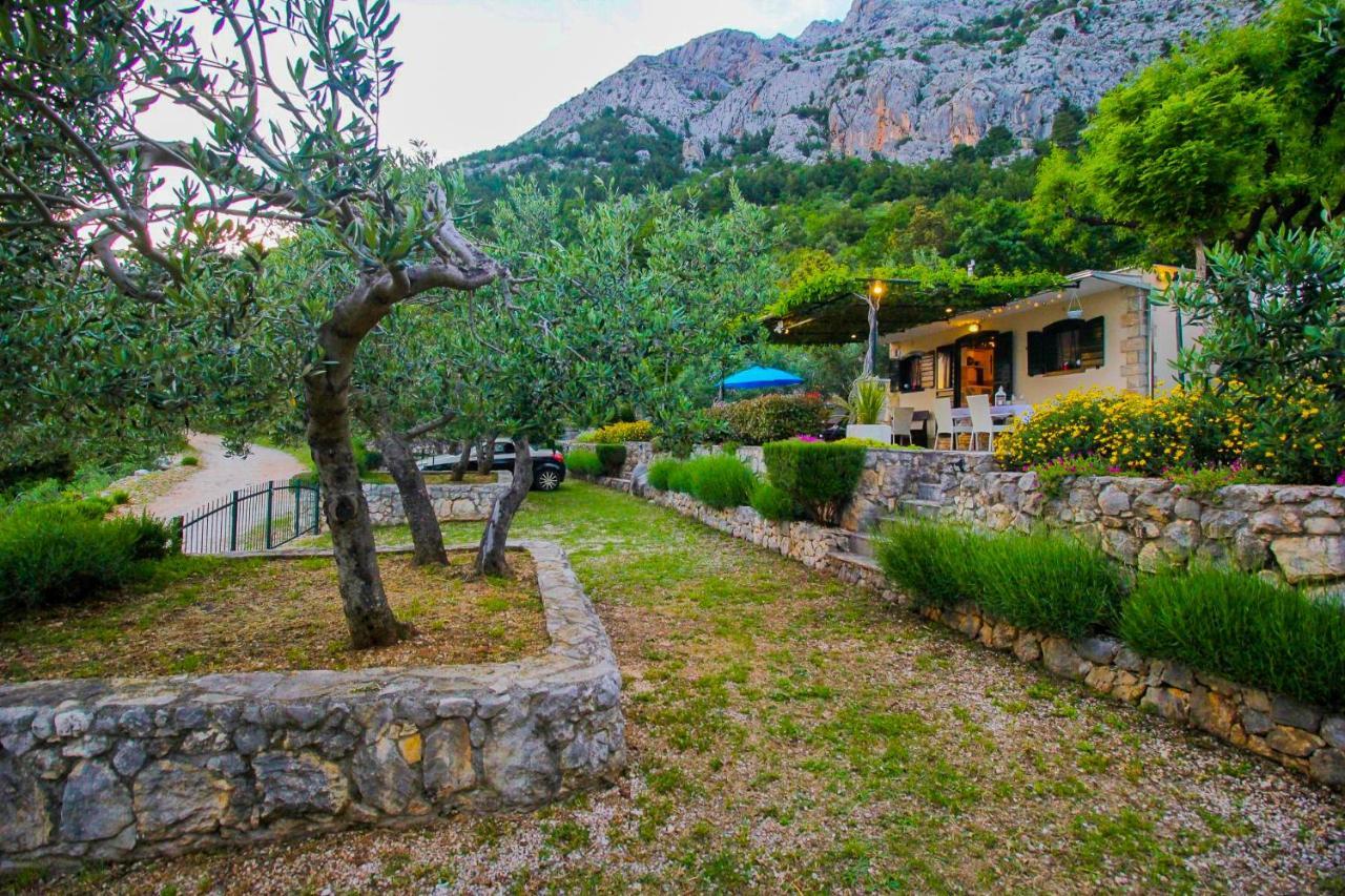 Holiday Home Oaza Baška Voda Екстериор снимка