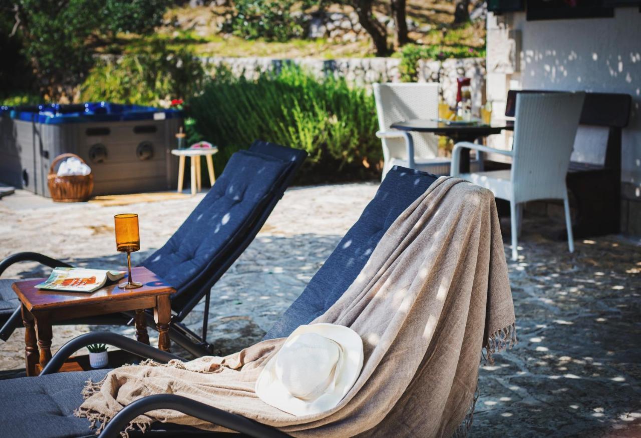 Holiday Home Oaza Baška Voda Екстериор снимка