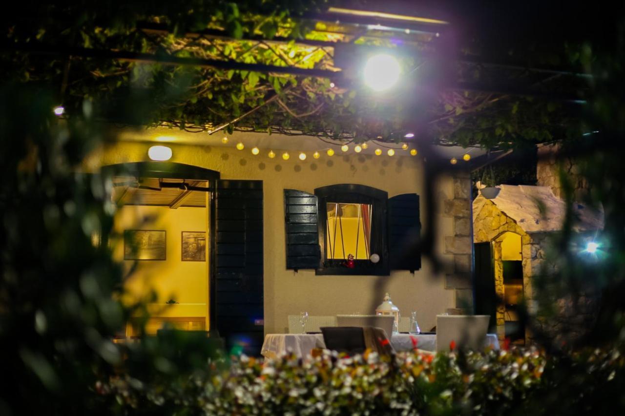 Holiday Home Oaza Baška Voda Екстериор снимка