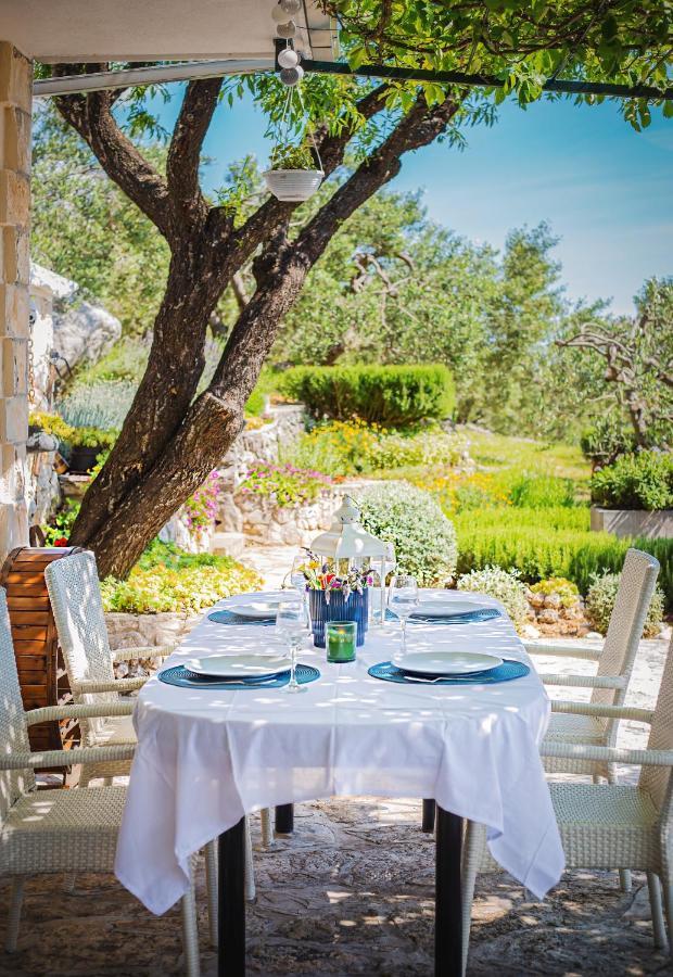Holiday Home Oaza Baška Voda Екстериор снимка